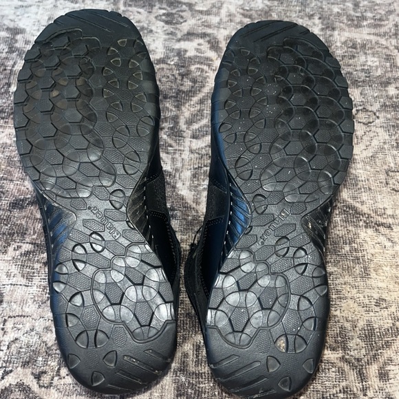 These are like brand new quick release and quick tie up! - Picture 13 of 13